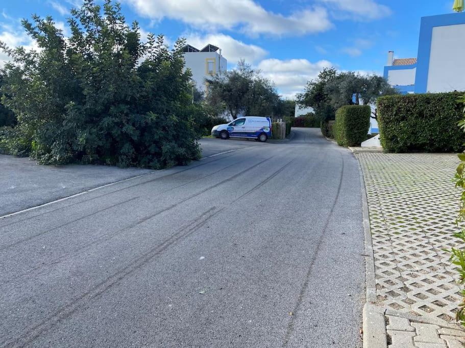 فيلا Casa Na Colina - Moradia Com Piscina تافيرا المظهر الخارجي الصورة